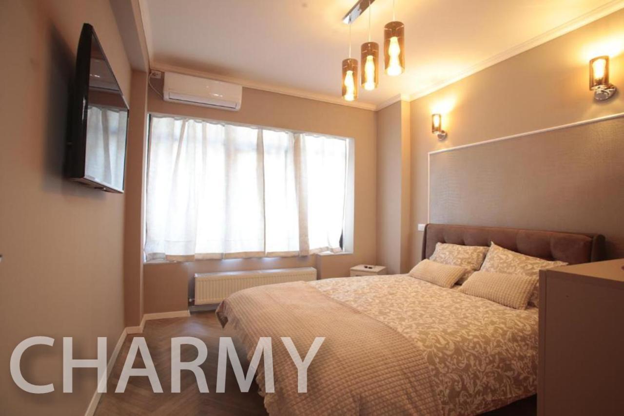 Live Bucharest Bucareste Exterior foto