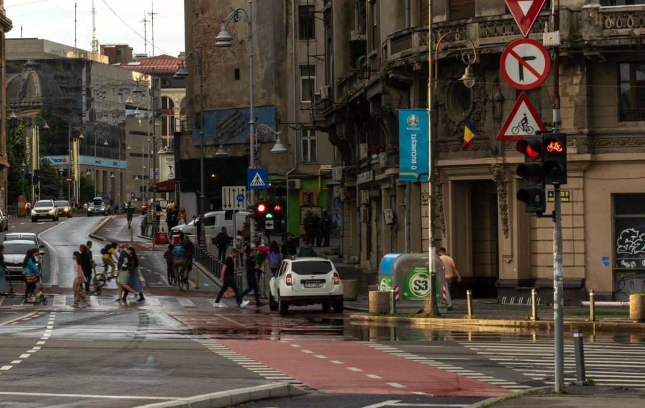 Live Bucharest Bucareste Exterior foto